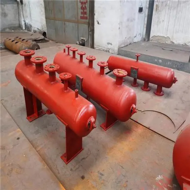 平泉分集水器安装高度